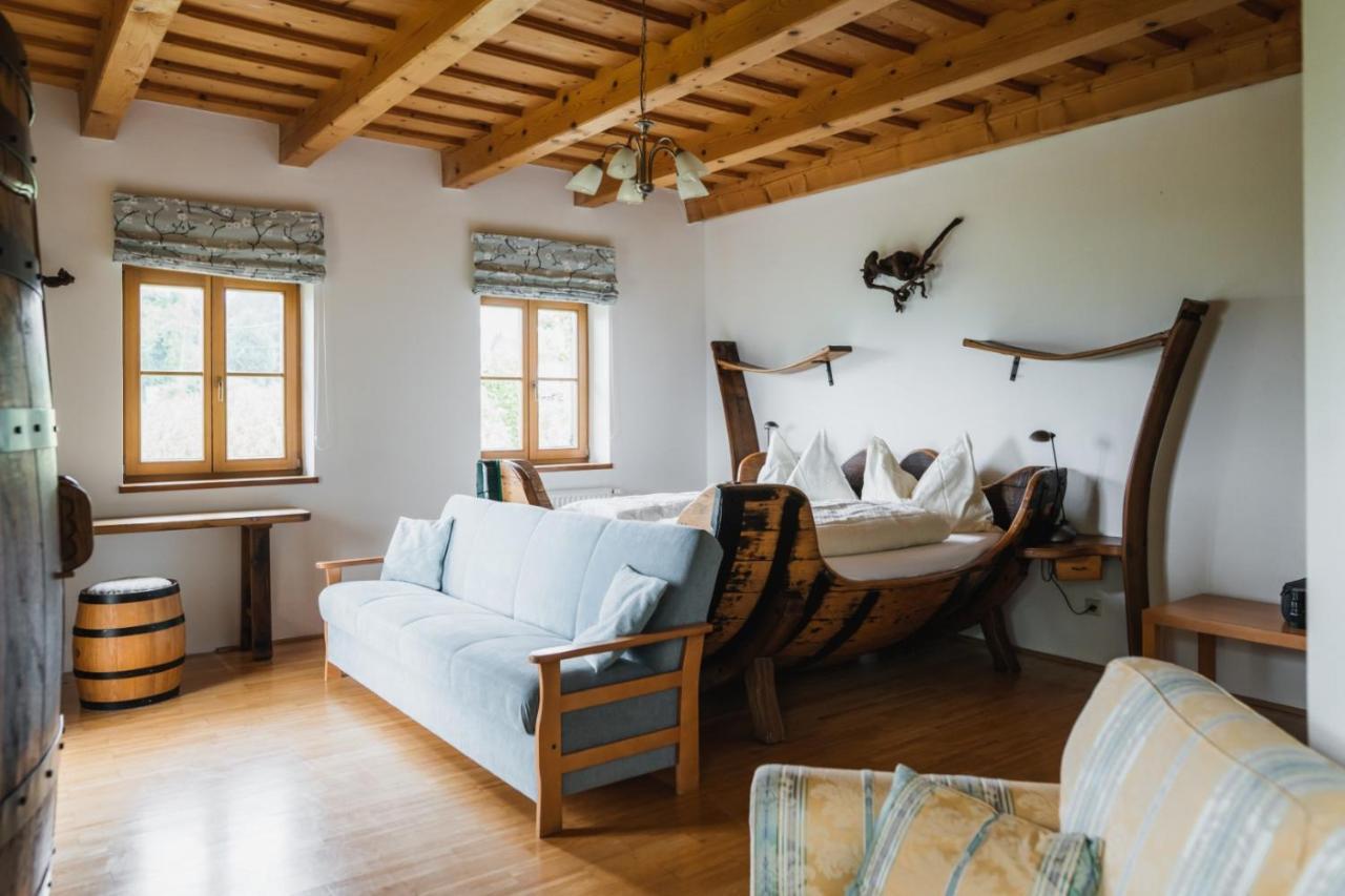 Ratsch an der Weinstraße Weingut Koegl Bed & Breakfast エクステリア 写真