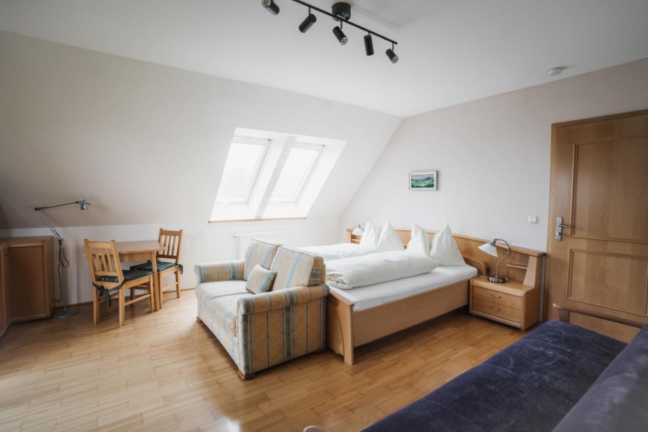 Ratsch an der Weinstraße Weingut Koegl Bed & Breakfast エクステリア 写真