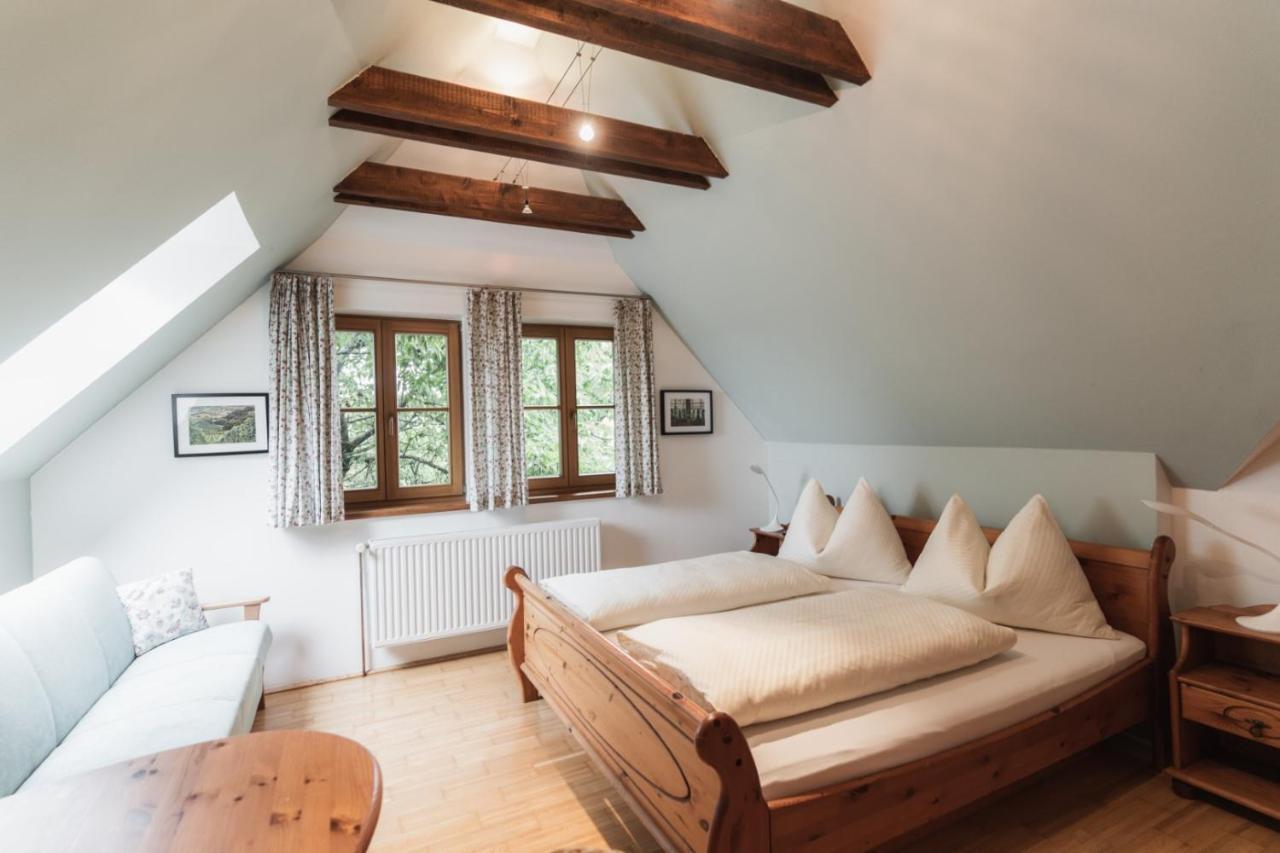 Ratsch an der Weinstraße Weingut Koegl Bed & Breakfast エクステリア 写真