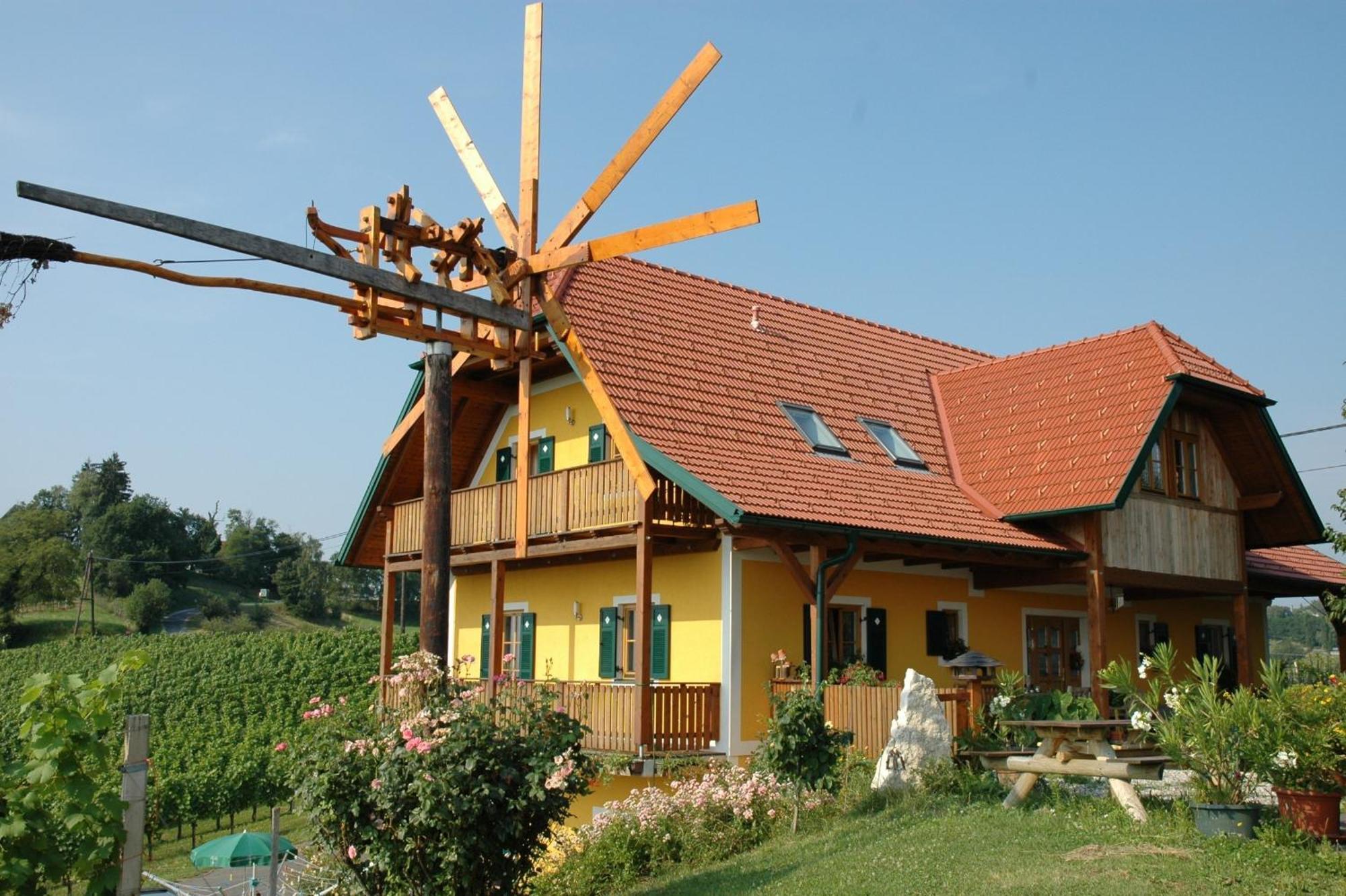 Ratsch an der Weinstraße Weingut Koegl Bed & Breakfast エクステリア 写真